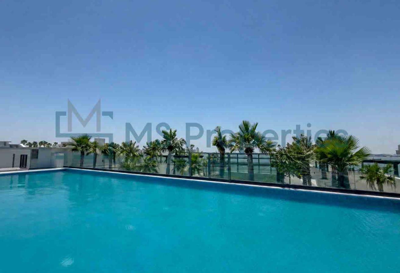 Sophisticated Studio Furnished with Great View