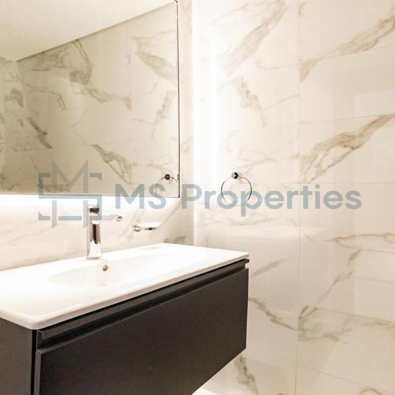 Elegant 2BHK+Maid | Balcony | Beautiful Scenic Views