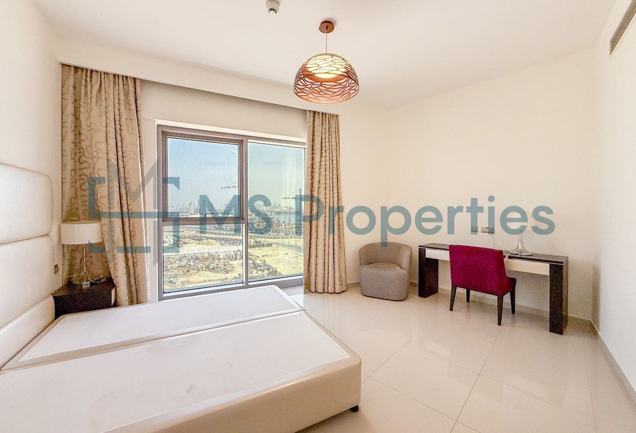 Stunning 1 BDR Furnished with Balcony | Beautiful Sea View
