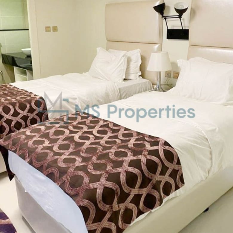 Luxury 2 BHK Apartment with Balcony | Prime Location