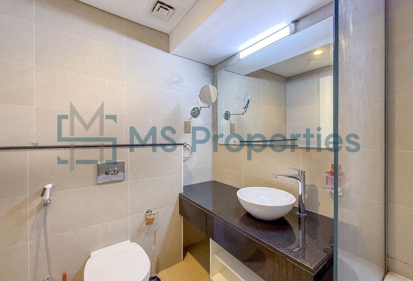 Stunning 1 BDR Furnished with Balcony | Beautiful Sea View