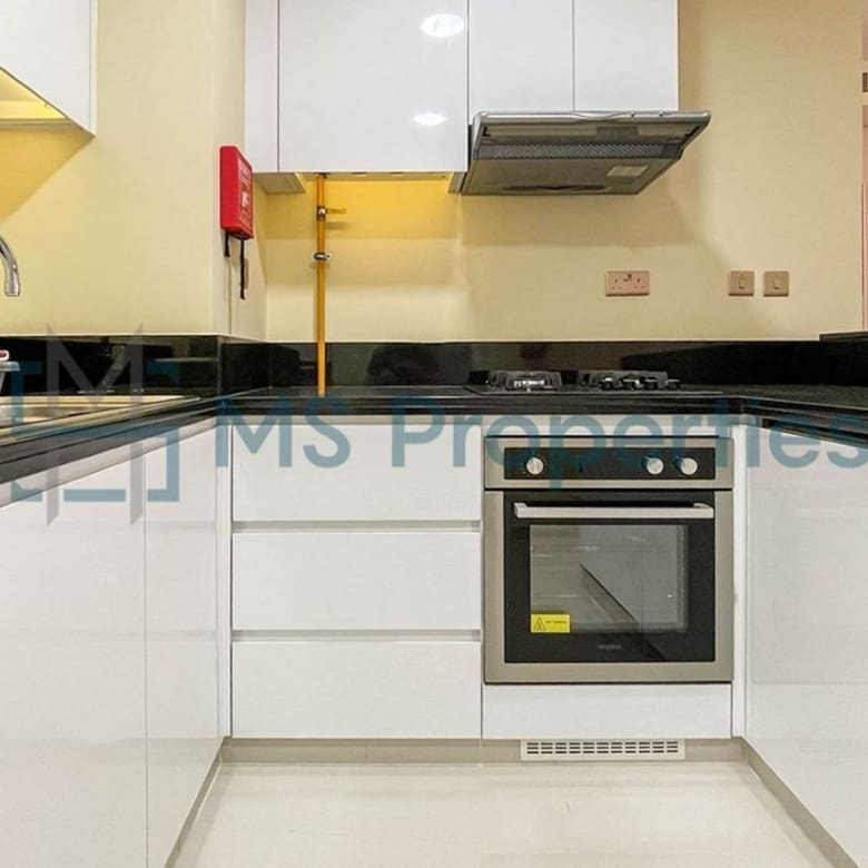 Luxury 2 BHK Apartment with Balcony | Prime Location