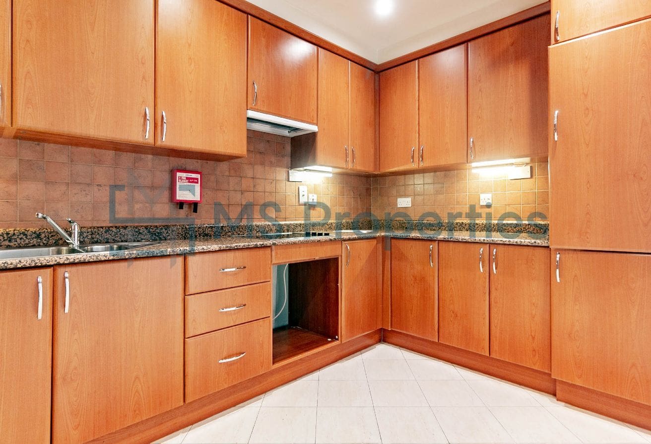 Stunning | Spacious 2 Bedroom Apartment | Including Utilities