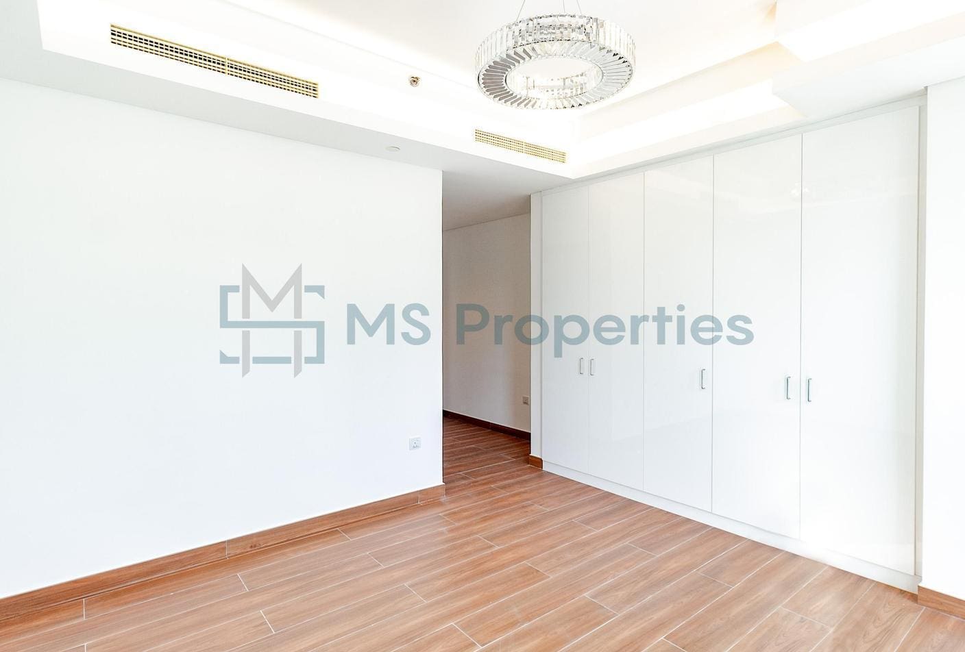 Elegant 2BHK+Maid | Balcony | Beautiful Scenic Views