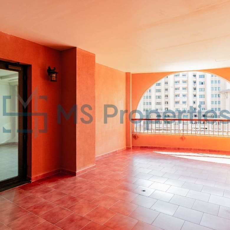 Stunning | Spacious 2 Bedroom Apartment | Including Utilities