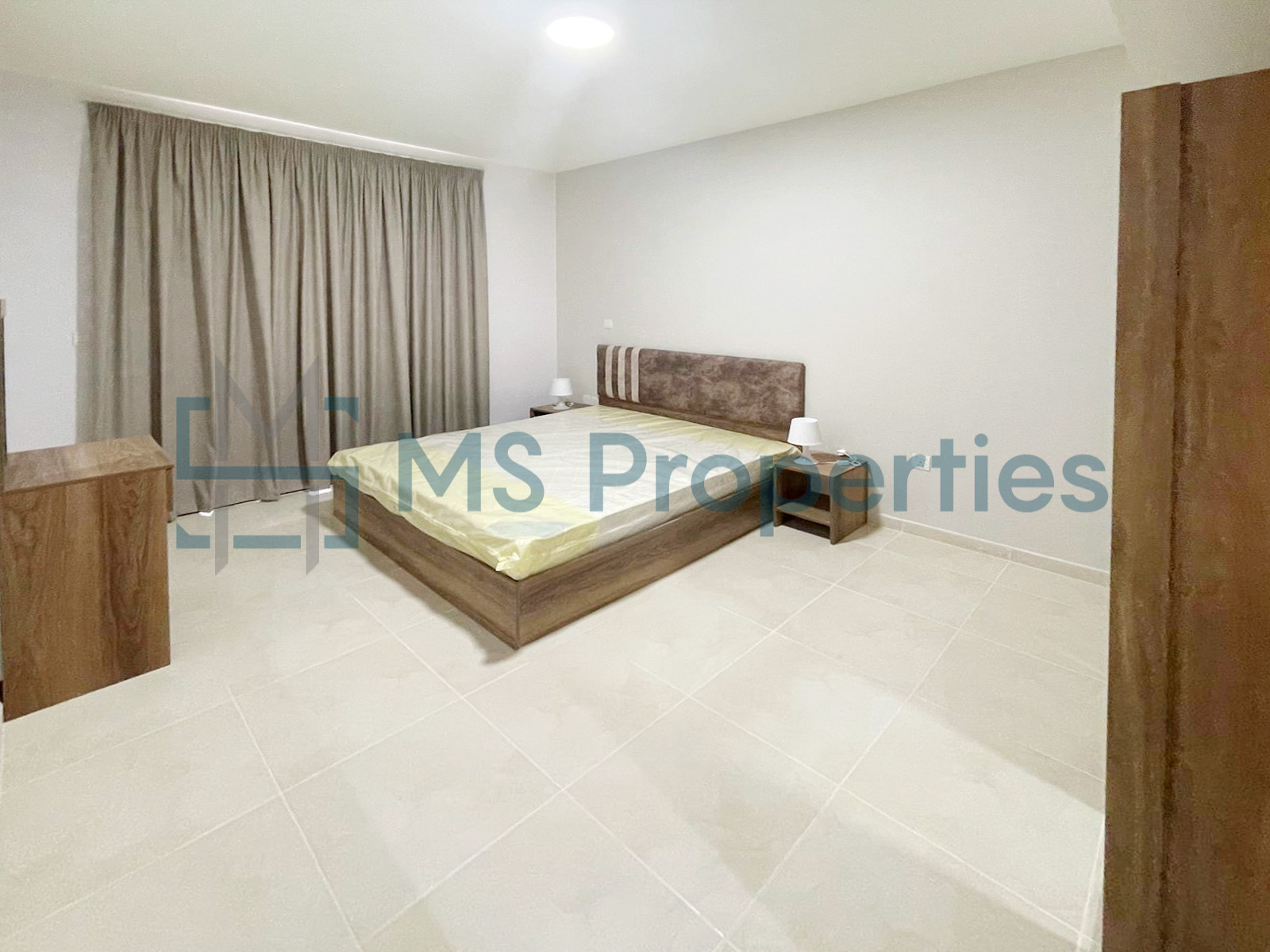 Stunning 3 BHK Furnished with Balcony | Prime Location Lusail