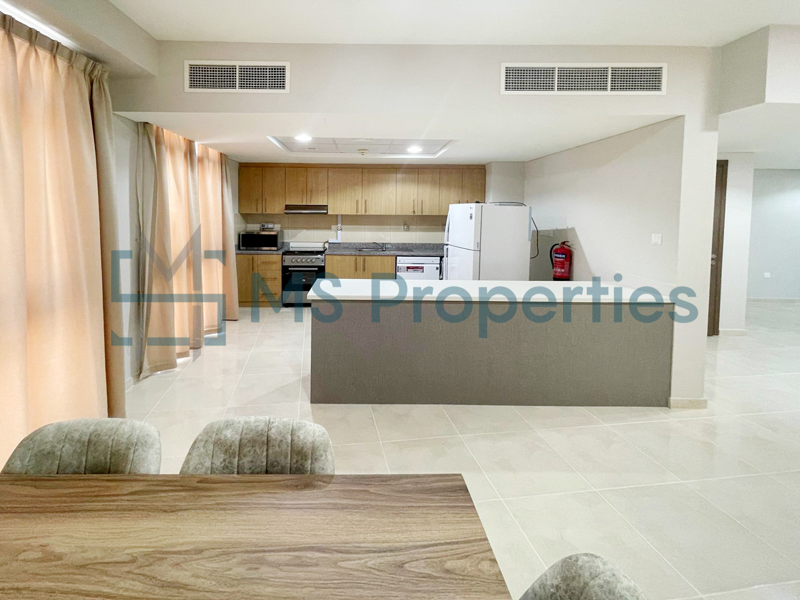 Stunning 3 BHK Furnished with Balcony | Prime Location Lusail