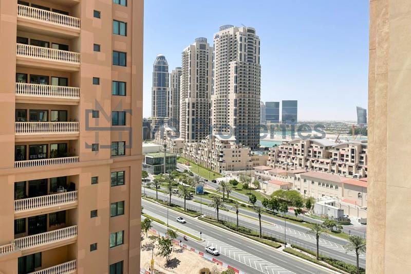 Stunning 2 BHK Apartment with Balcony For Sale in Pearl