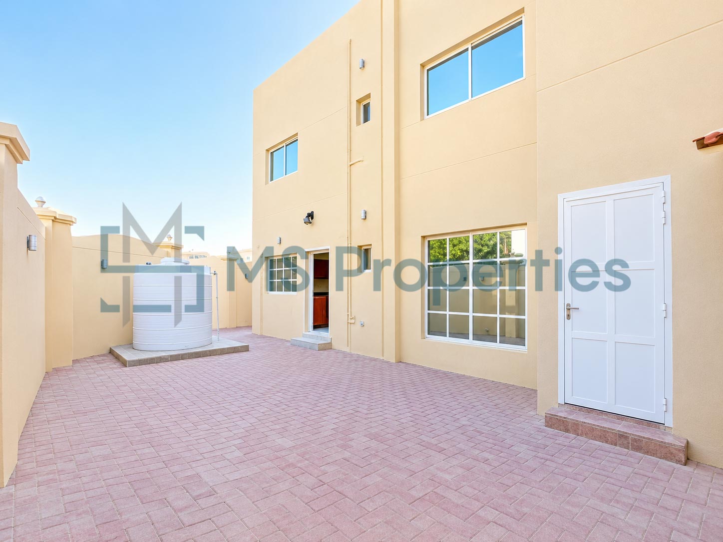Spacious 4 Bedroom + MaidRoom Villa in a Compound