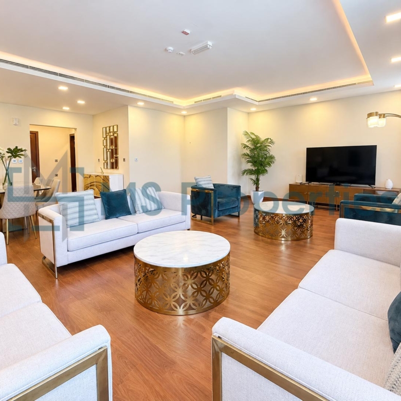 Luxuriously Furnished 3BHK + MaidRoom in The Pearl