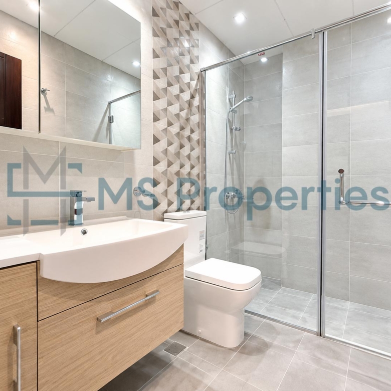 Luxuriously Furnished 3BHK + MaidRoom in The Pearl
