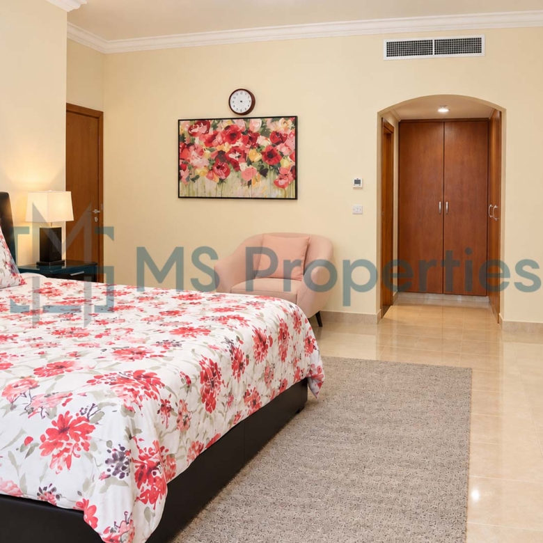 Sophisticated 2BHK Furnished with Balcony Sea View