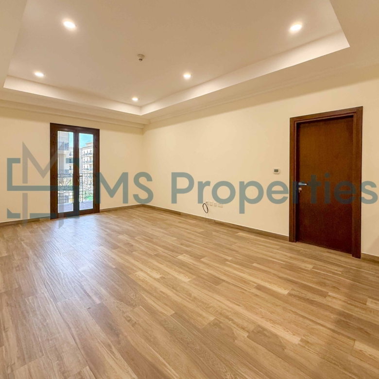 Sophisticated | 1 BDR Flat with Balcony | Bills Included