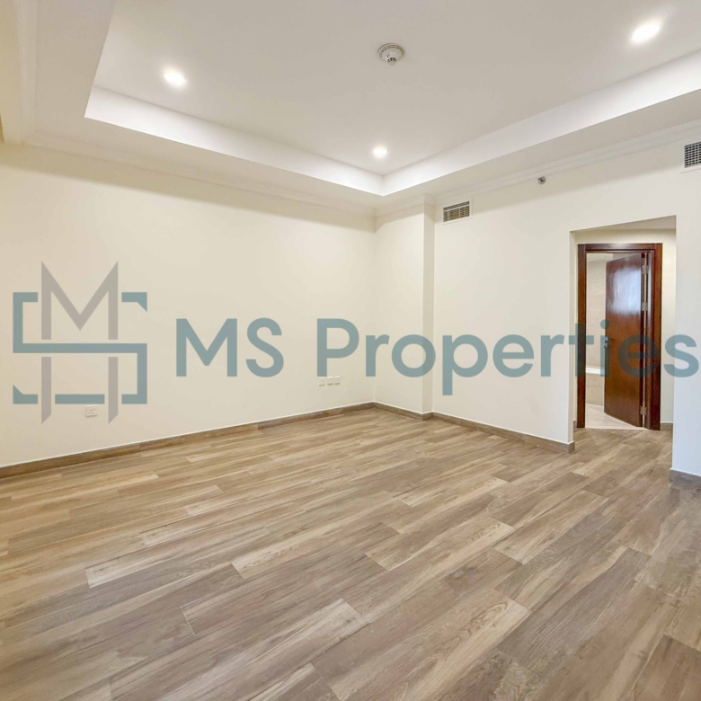 Sophisticated | 1 BDR Flat with Balcony | Bills Included