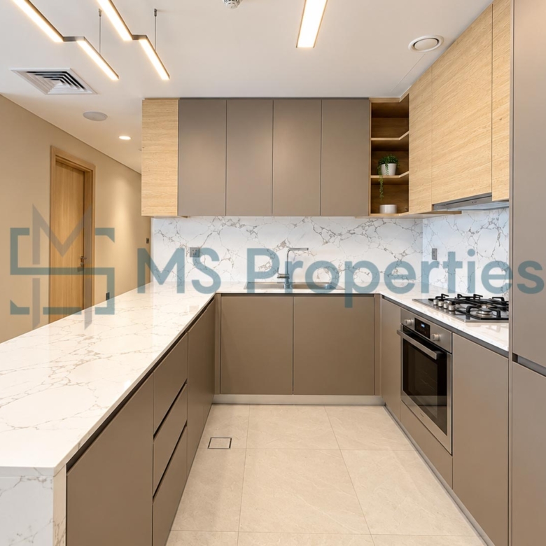 Prestigious 2 BHK + Maid Furnished with Balcony Beautiful City View