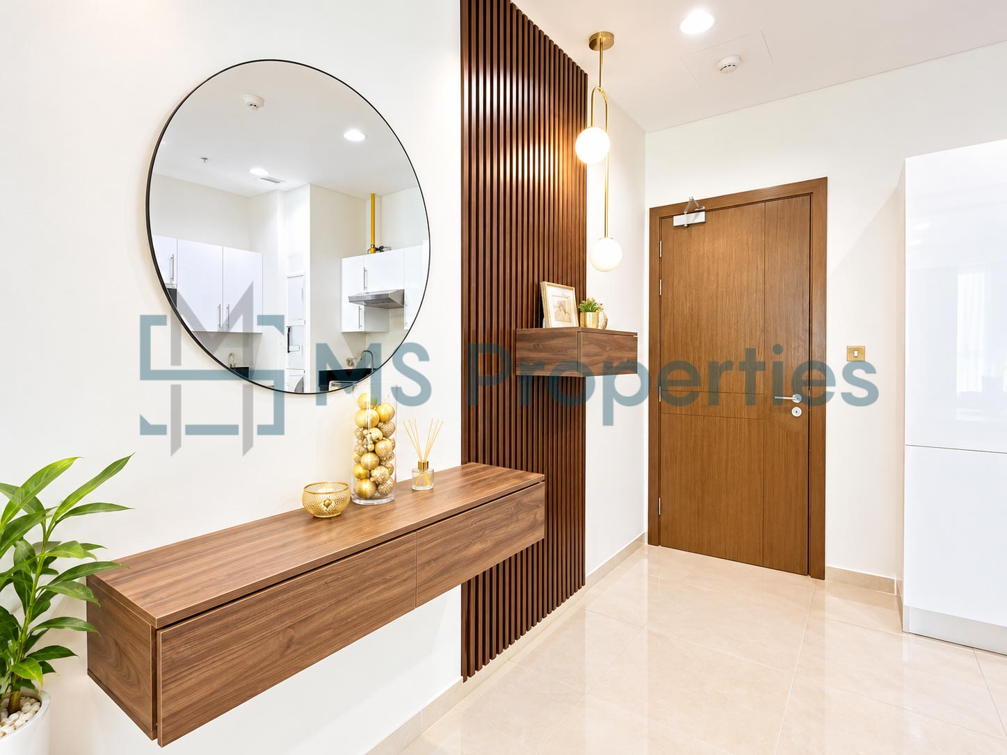 Modern 2 BDR Furnished with Balcony Beautiful View