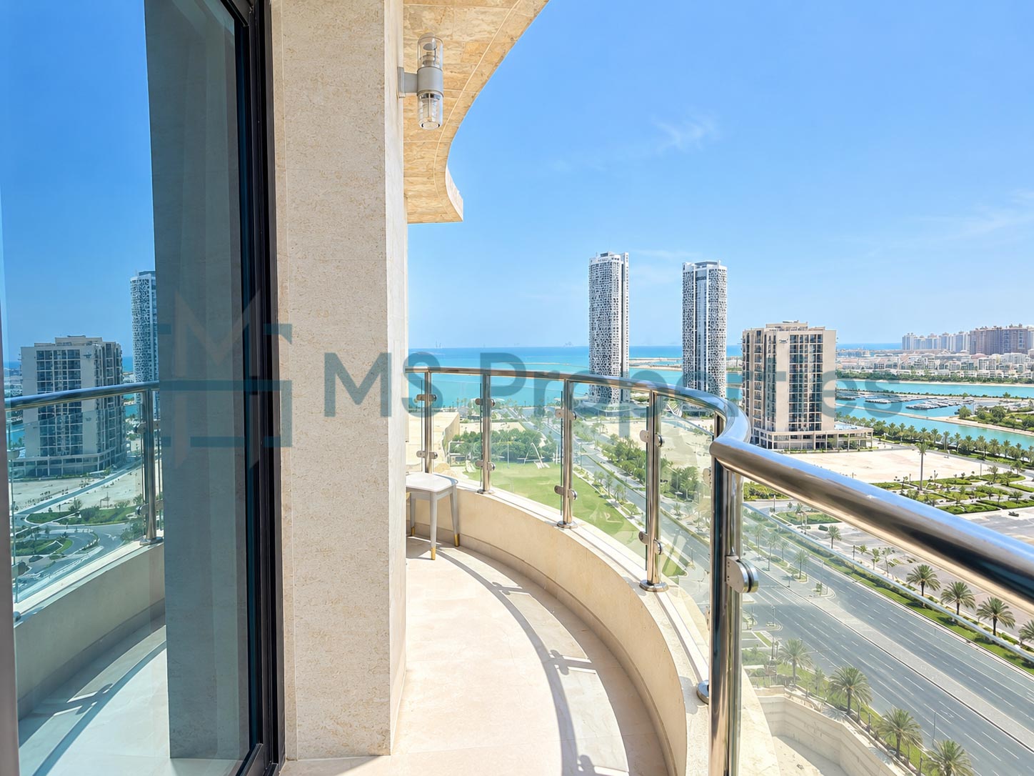 Modern 2 BDR Furnished with Balcony Beautiful View