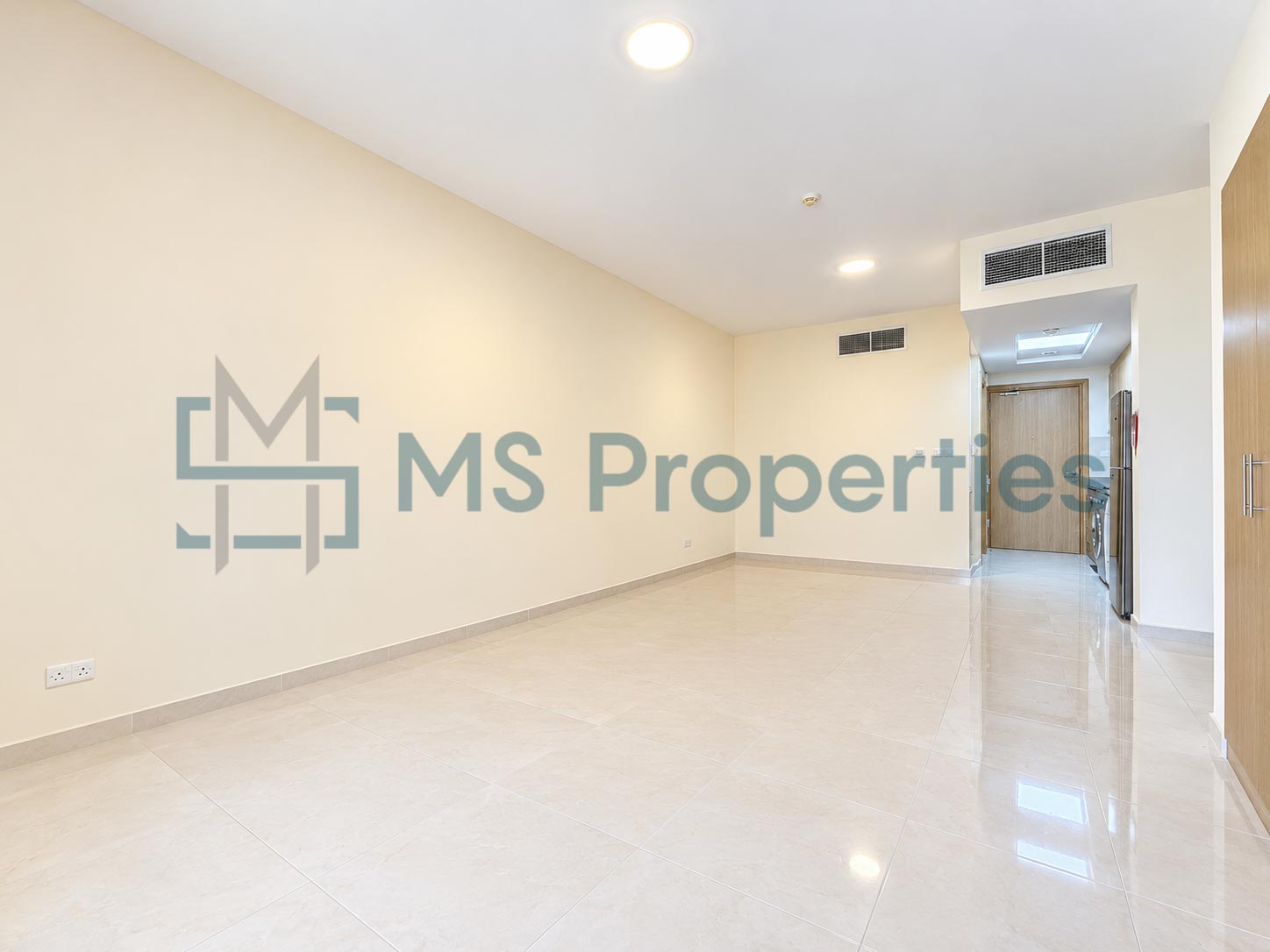 Charming & Stylish Studio Apartment in Fox Hills