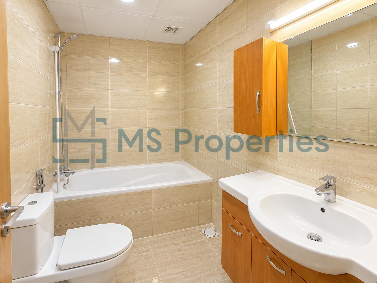 Charming & Stylish Studio Apartment in Fox Hills