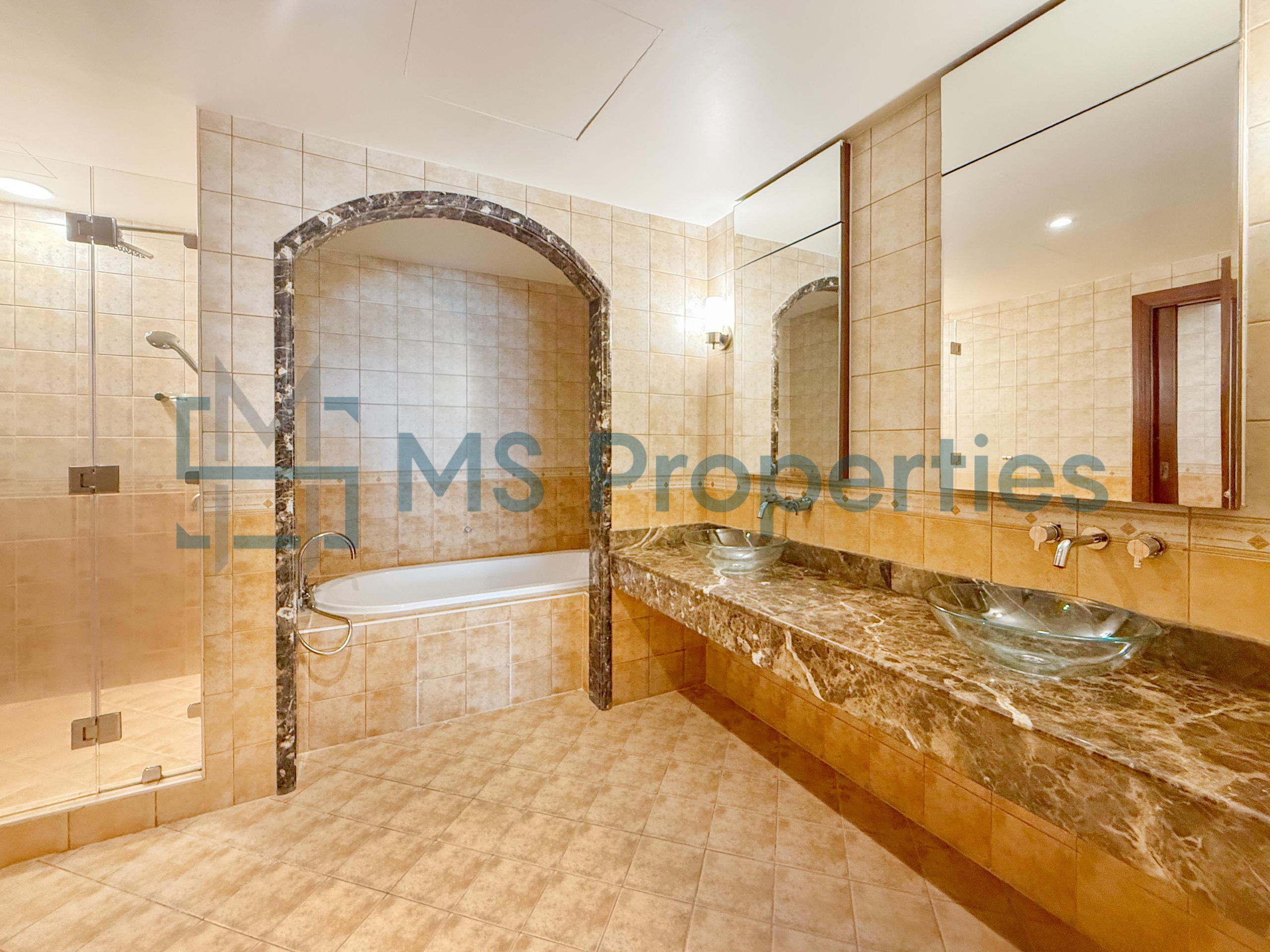 Stunning 2 BHK+Maid Room | Including Bills | Balcony View