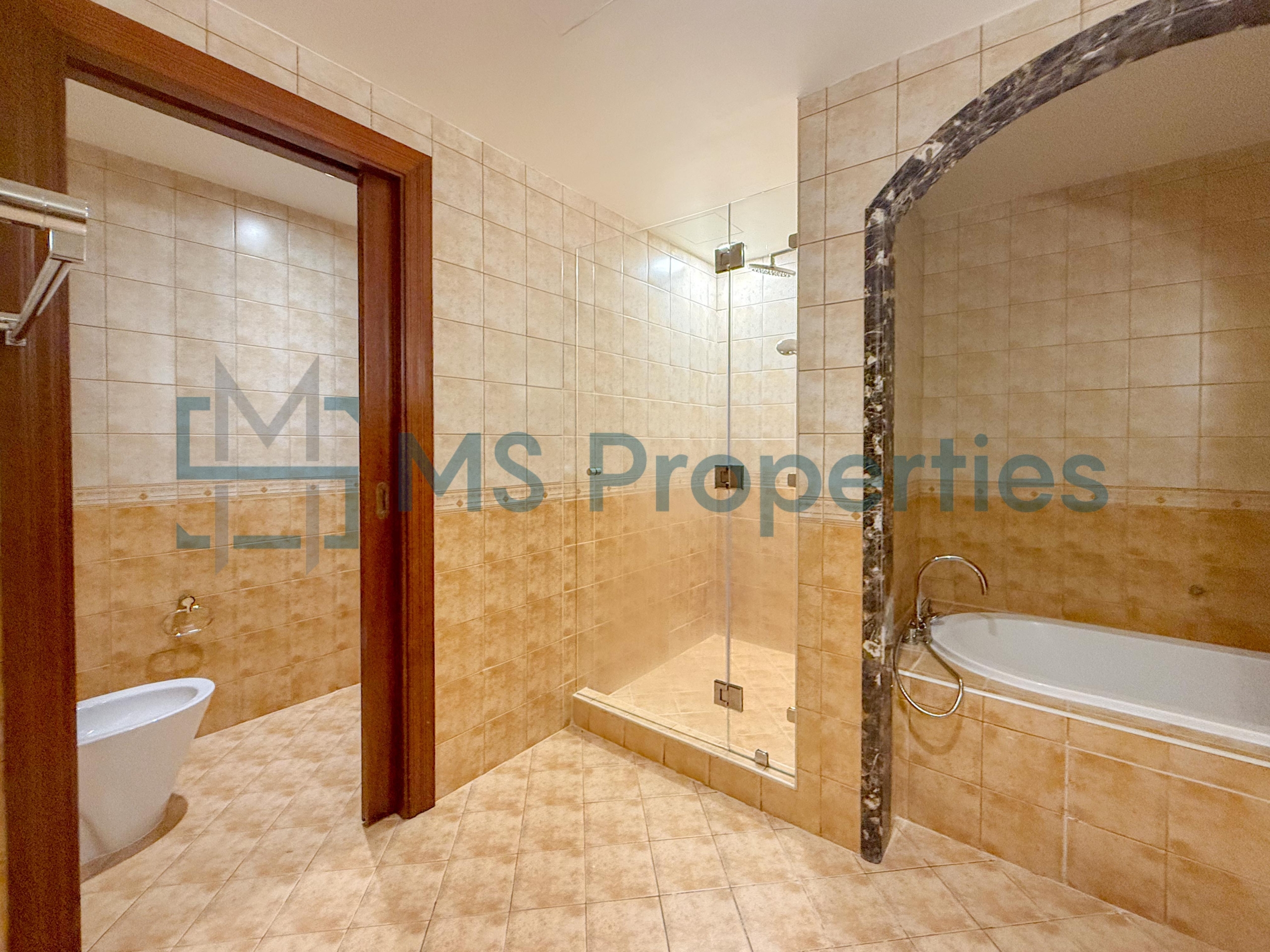 Stunning 2 BHK+Maid Room | Including Bills | Balcony View