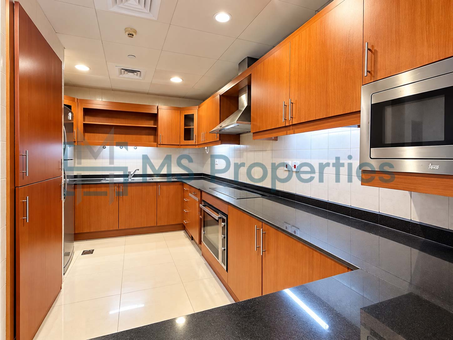 Elegant Large Space 2BHK Flat with Balcony | High Floor