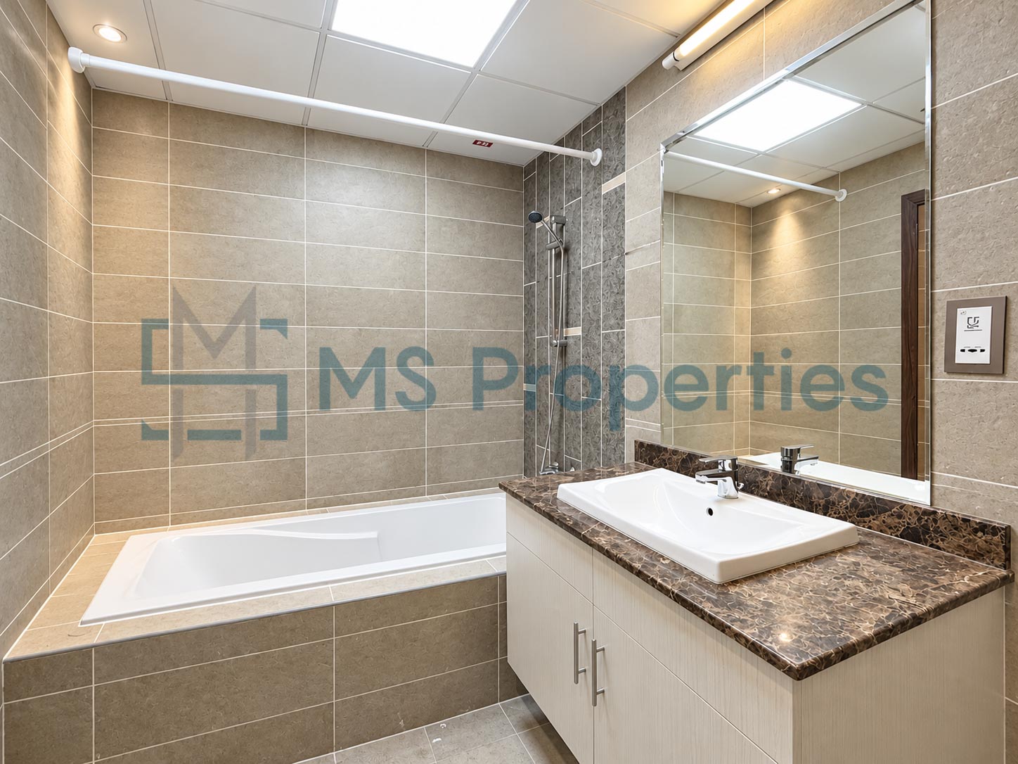 Luxurious 1 BHK Furnished with Balcony Amazing View