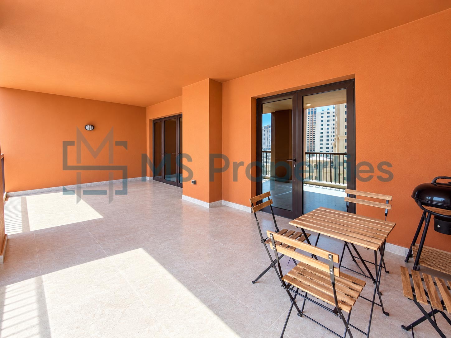 Luxurious 1 BHK Furnished with Balcony Amazing View