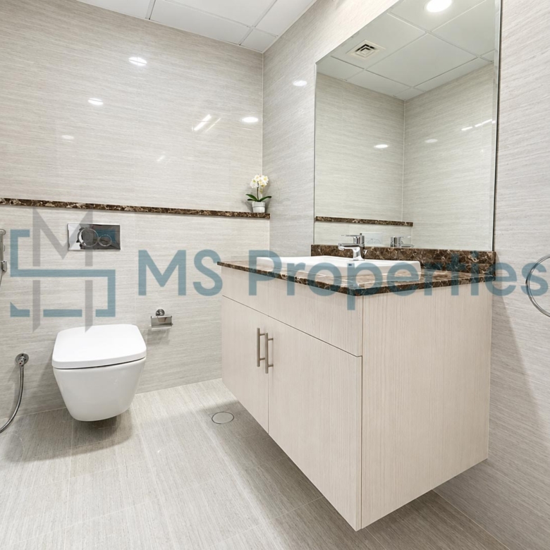 Luxurious 1 BHK Furnished with Balcony Amazing View