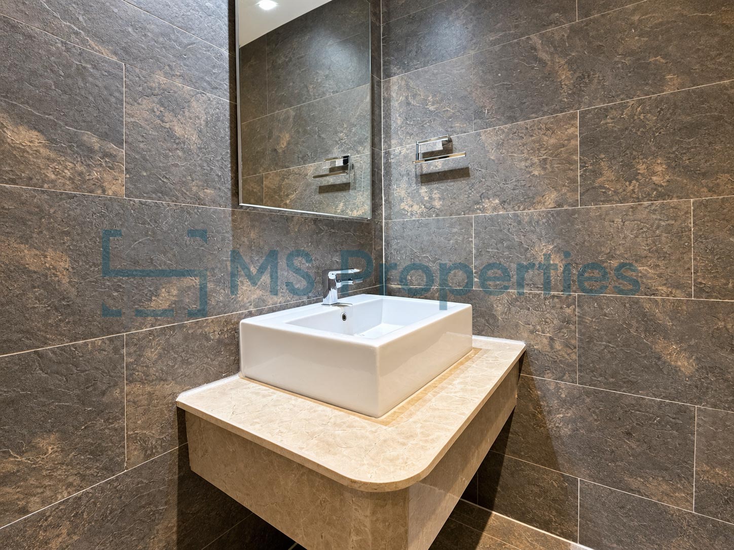 Large Layout 1 BDR Apartment with Perfect View Balcony