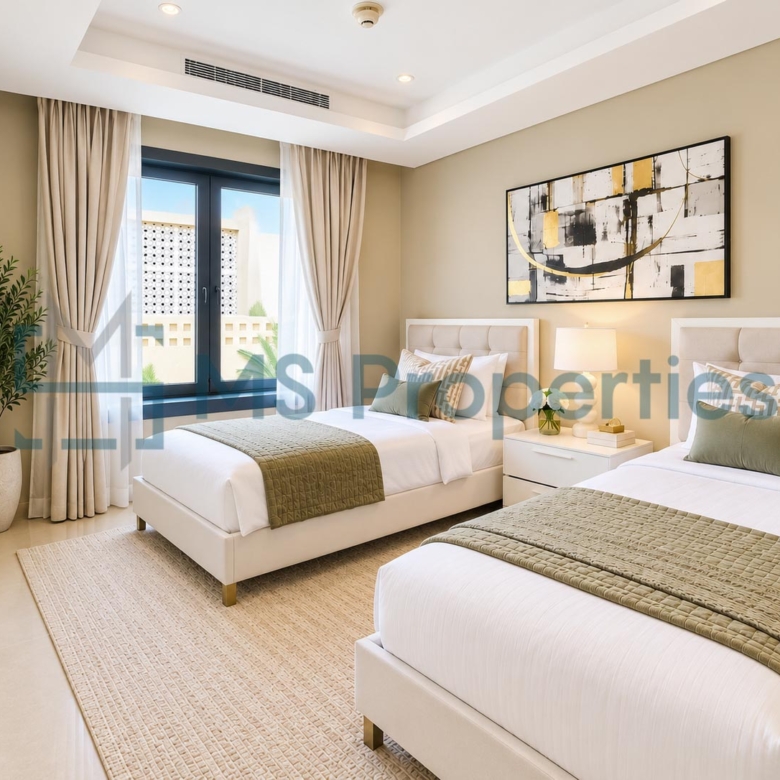 Luxury New Renovated 4 BHK + Maid Room Townhouse | Marina Front View
