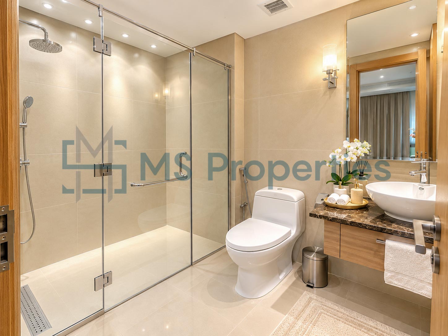 Luxury New Renovated 4 BHK + Maid Room Townhouse | Marina Front View