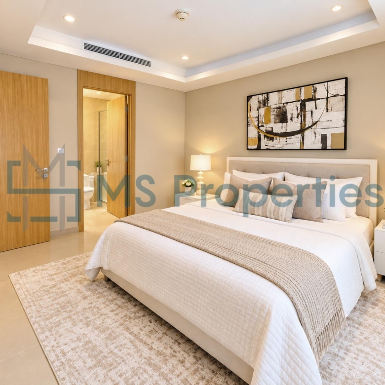 Luxury New Renovated 4 BHK + Maid Room Townhouse | Marina Front View