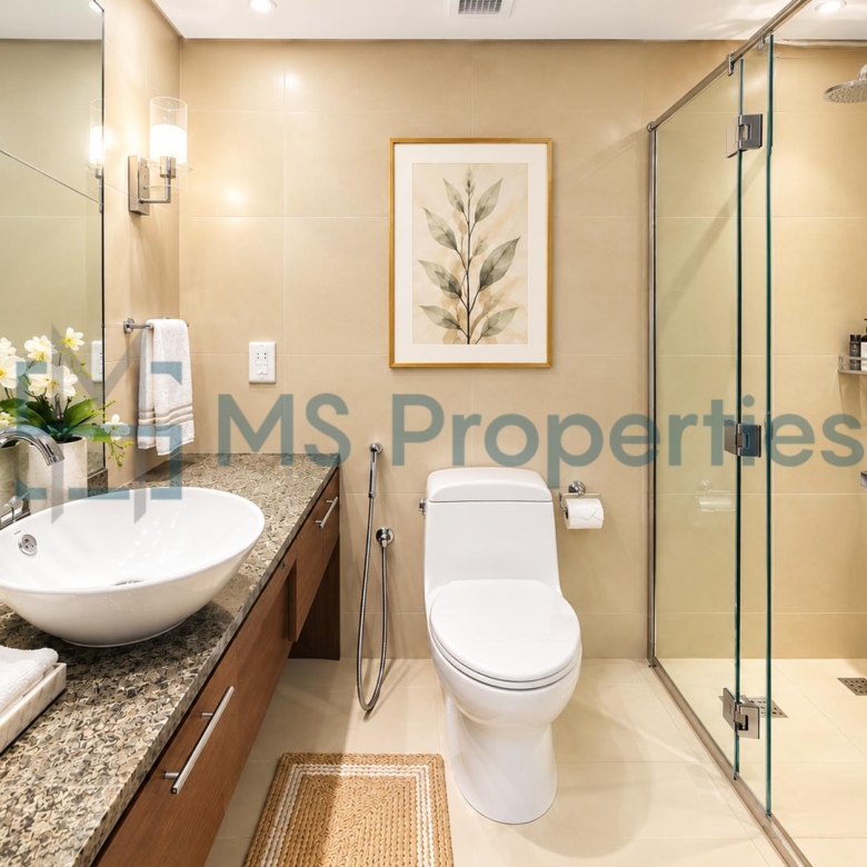 Luxury New Renovated 4 BHK + Maid Room Townhouse | Marina Front View