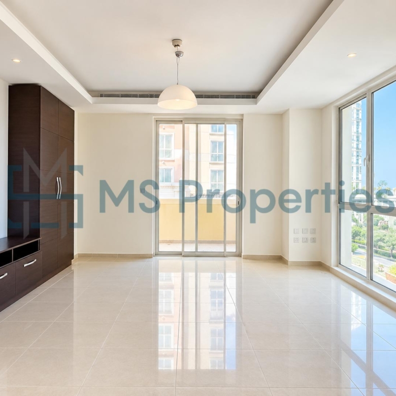Bills Included | Cozy Studio Unit | with Balcony Sea View
