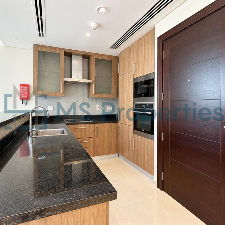 Bills Included | Cozy Studio Unit | with Balcony Sea View