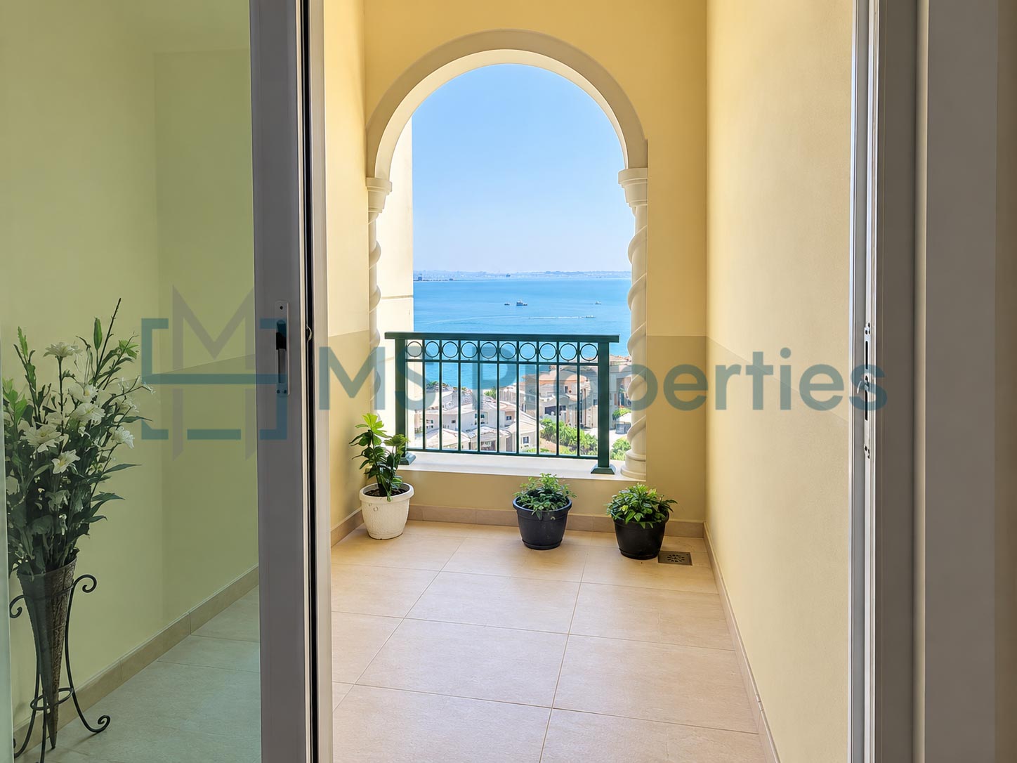 Bright & Elegant 2 BDR Furnished with Balcony Sea View