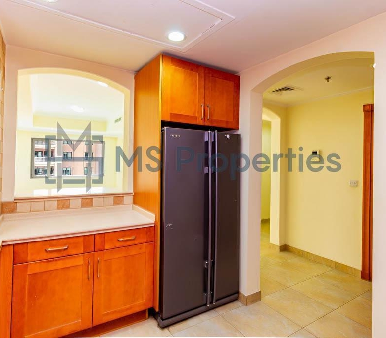 Stunning 2 BHK Apartment with Balcony For Sale in Pearl