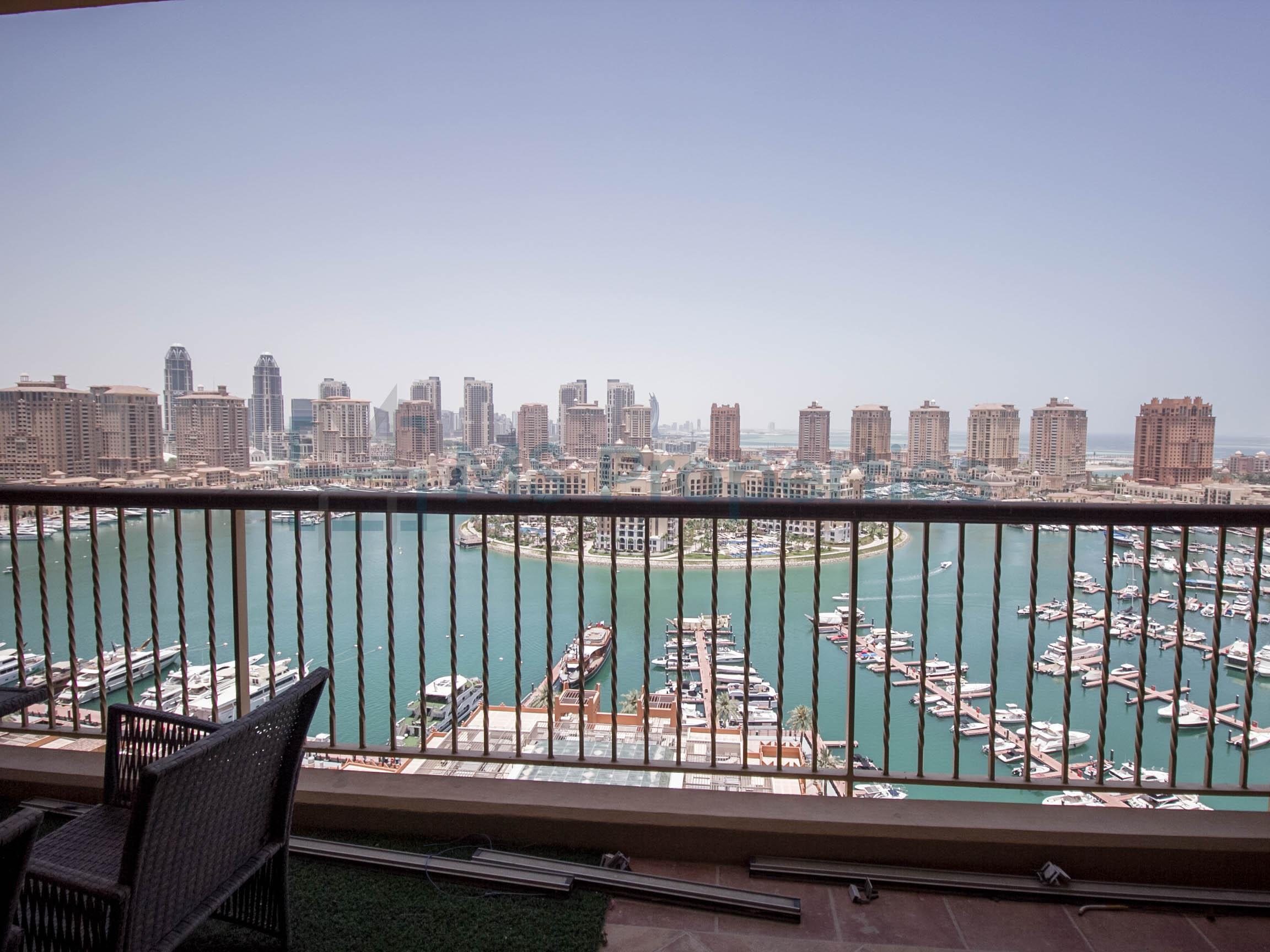 Stunning 2 BHK Apartment with Marina Sea View Balcony
