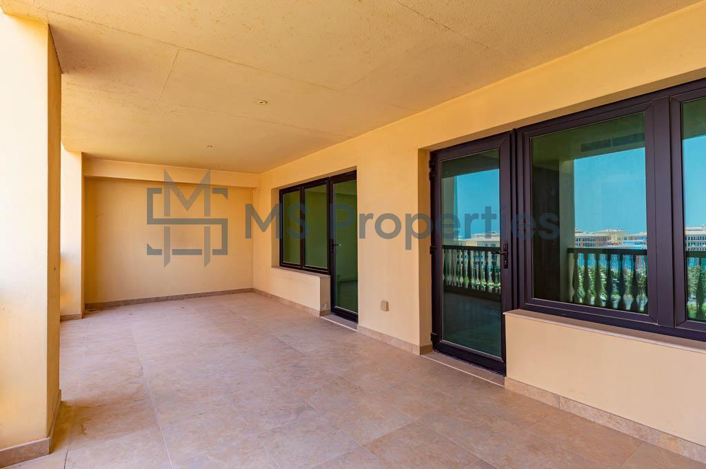 Stunning 2 BHK Apartment with Balcony For Sale in Pearl