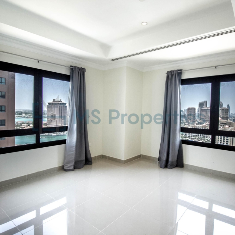 Stunning 2 BHK Apartment with Marina Sea View Balcony