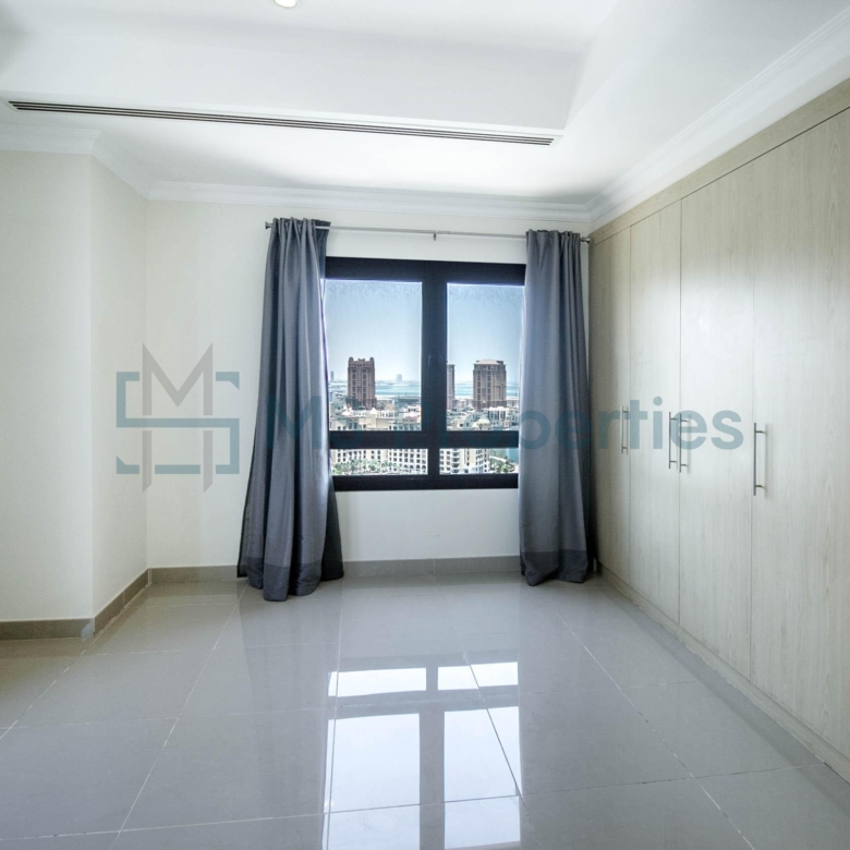 Stunning 2 BHK Apartment with Marina Sea View Balcony