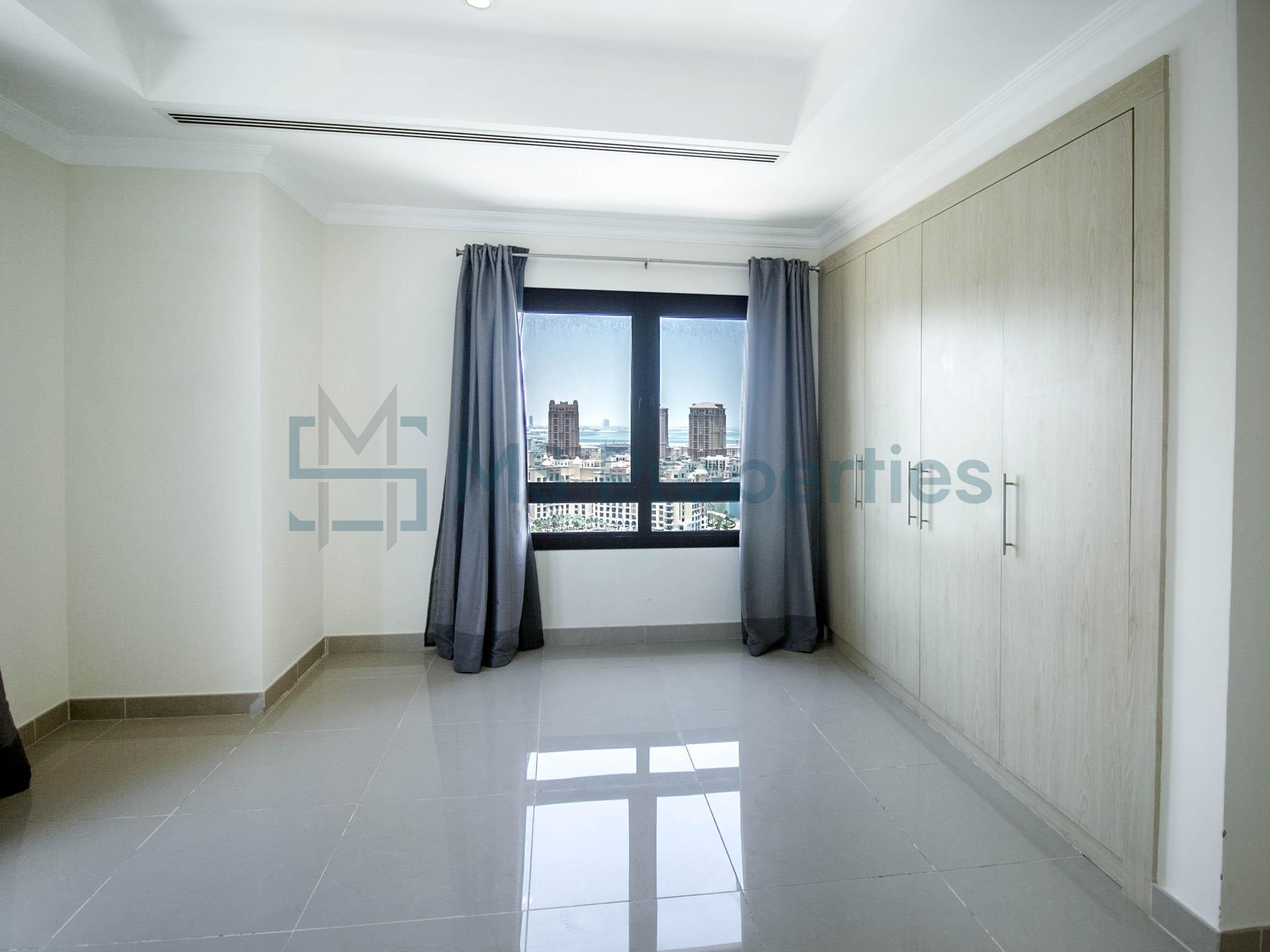 Stunning 2 BHK Apartment with Marina Sea View Balcony