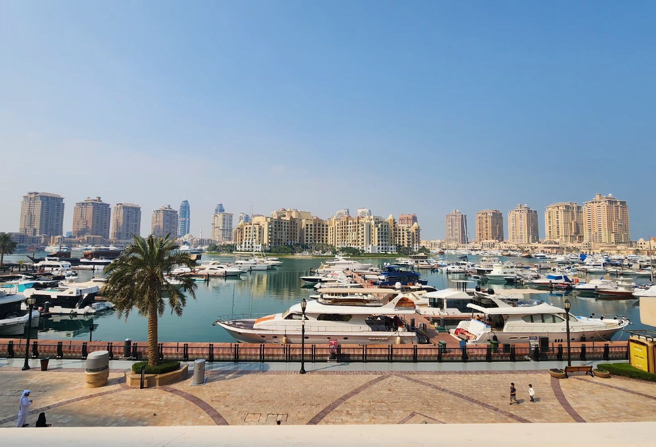 High End 4BHK + Maid Town House +Full Marina View