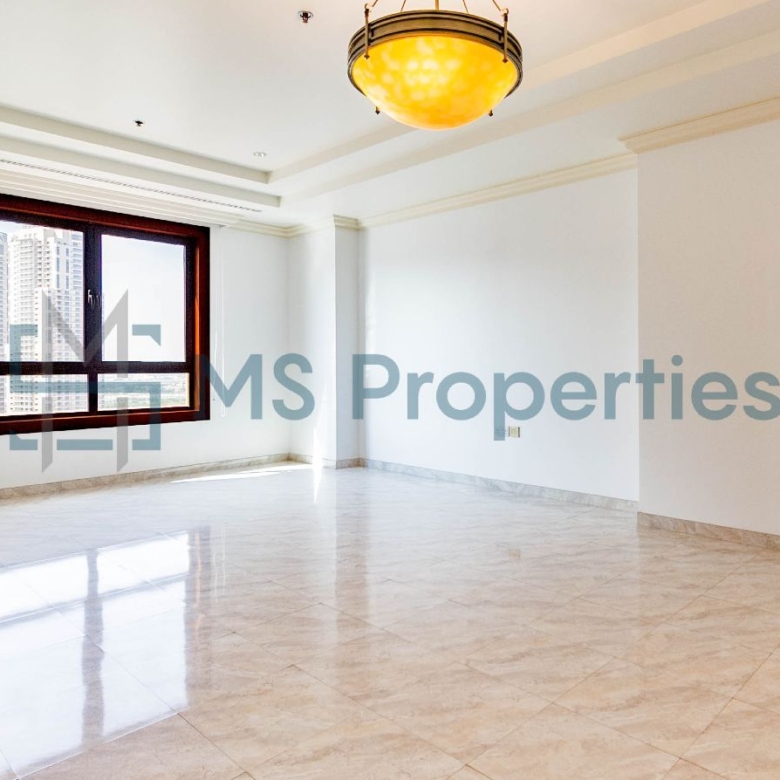 Stunning | Spacious 2 BHK Apartment with Amazing View | Bills Included