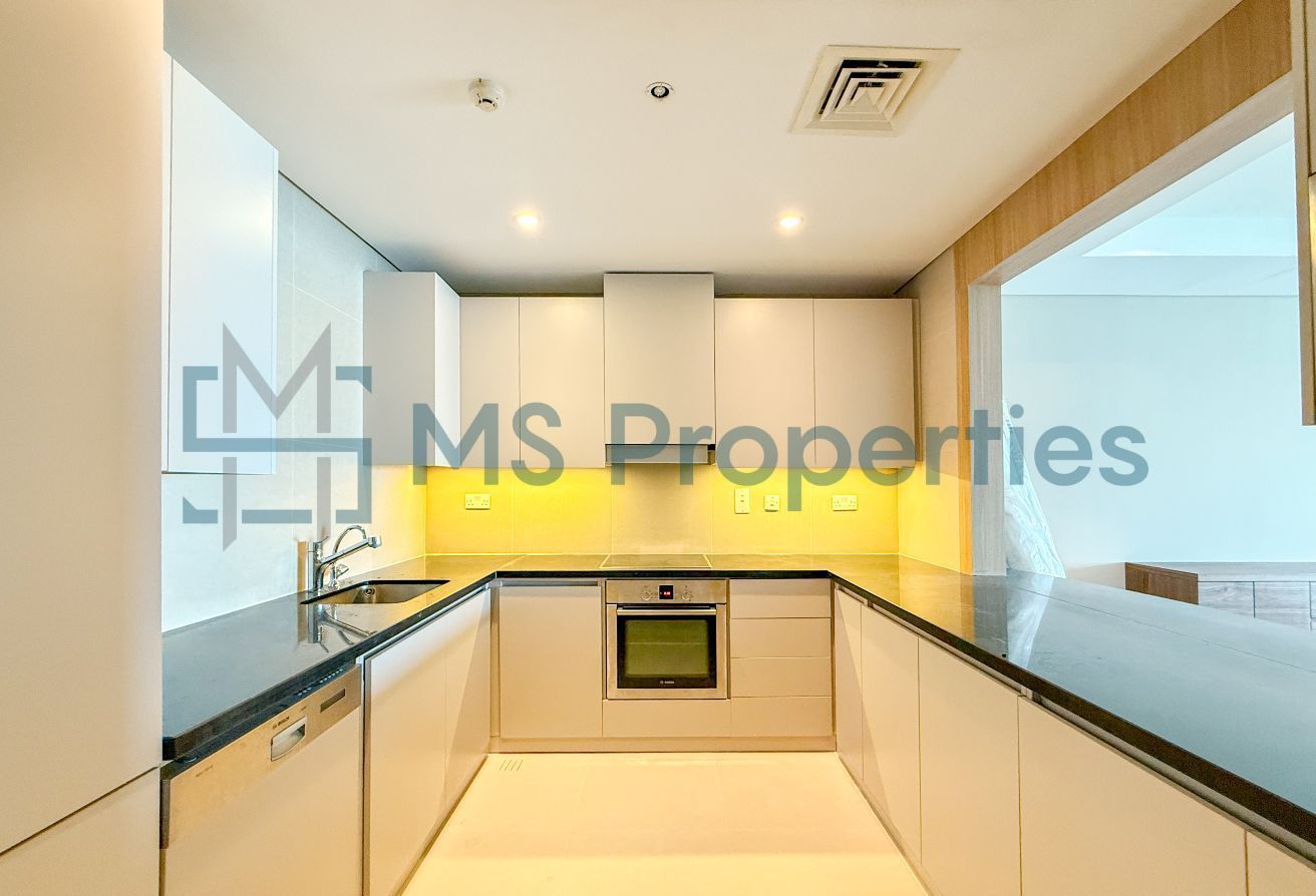 Charming 2 BHK Townhouse | Balcony | Beautiful Sea View