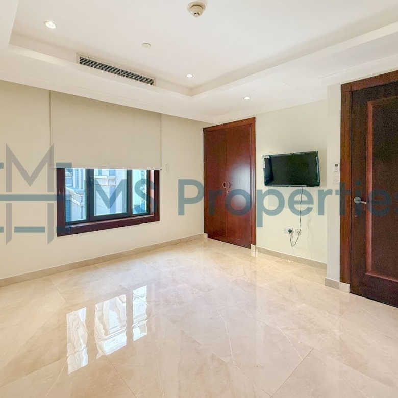High End 4BHK + Maid Town House +Full Marina View