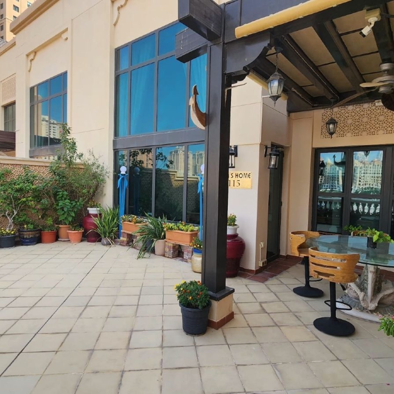 High End 4BHK + Maid Town House +Full Marina View