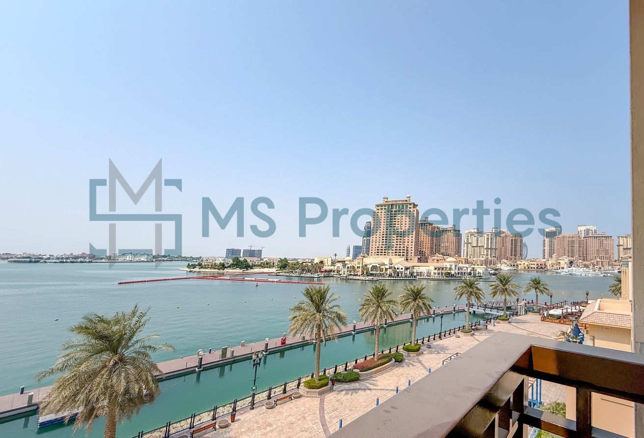Charming 2 BHK Townhouse | Balcony | Beautiful Sea View