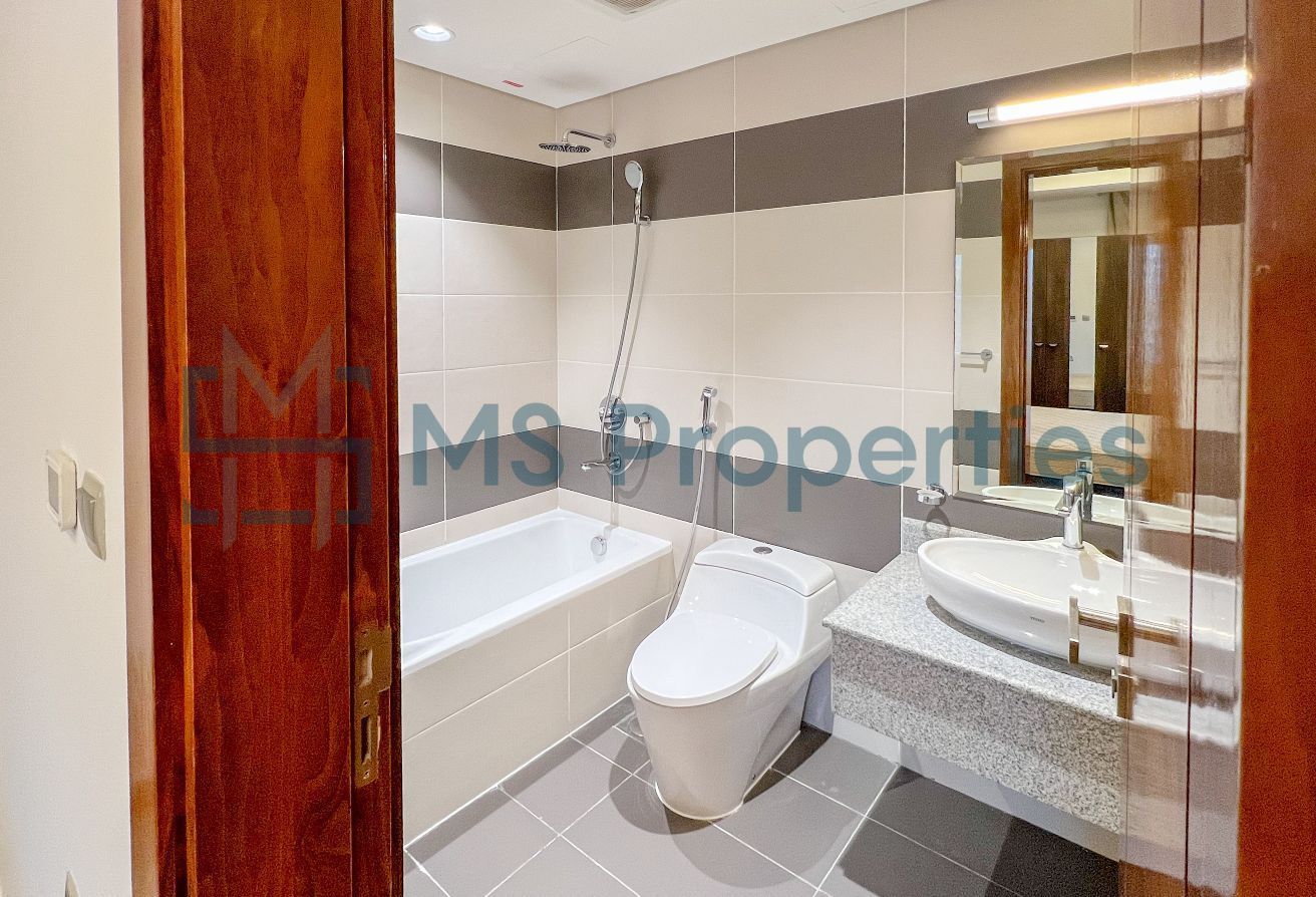 Beautiful Marina Sea View | 1 BHK Furnished with Balcony | Bills Included